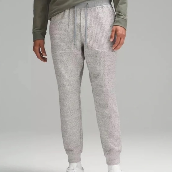 EUC Mens Lululemon At Ease Jogger - Picture 1 of 4